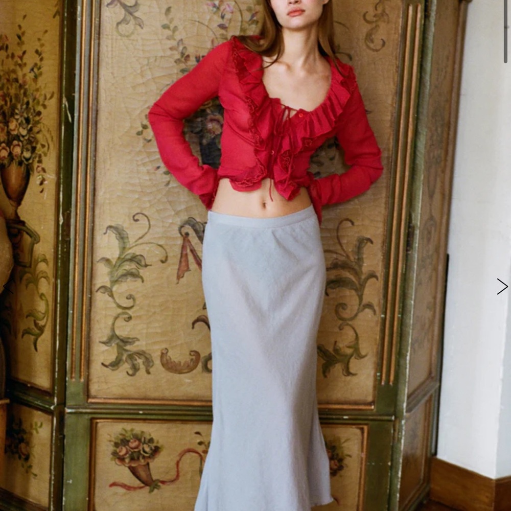 With Jean 
Ava Midi Skirt | Grey